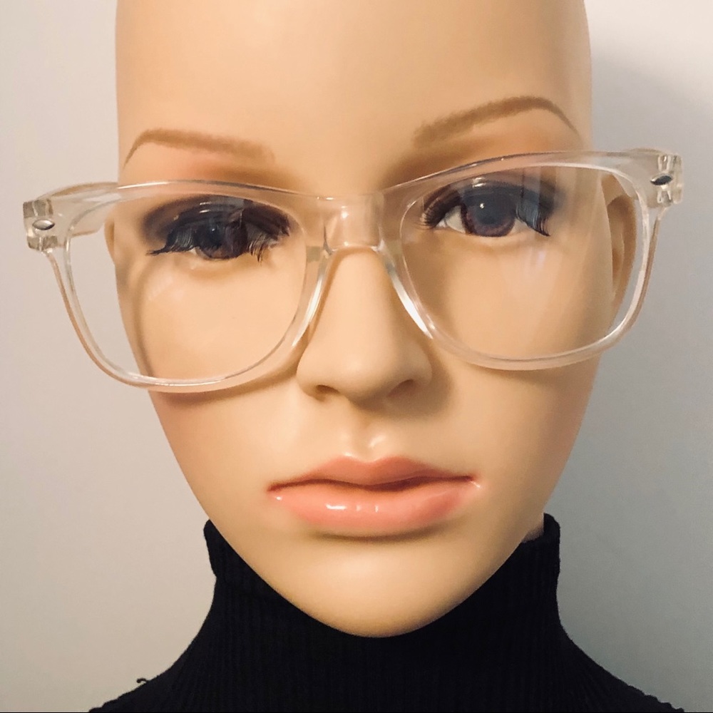 Clear eyeglasses